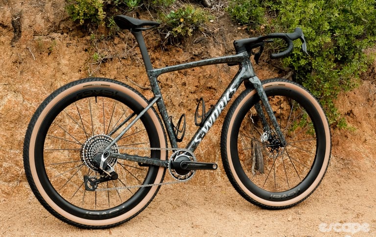 Specialized 'Tarmacs' gravel with new Crux